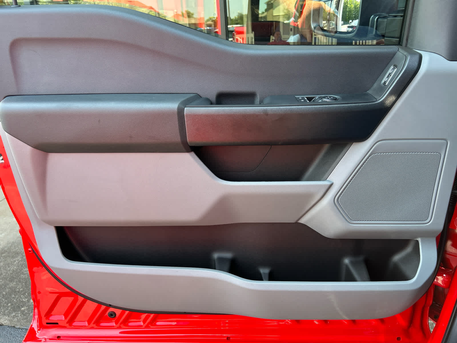 2025 Ford F-350 XL photo 12