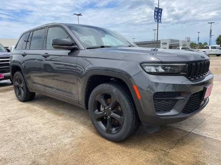 2022 Jeep Grand Cherokee Altitude