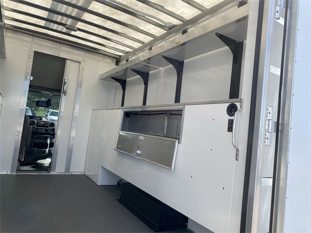 2026 Ford E-350 Base photo 10