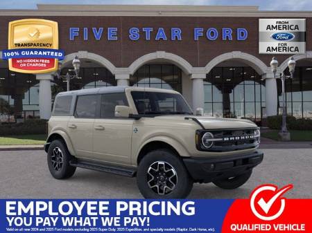 2025 Ford Bronco Outer Banks