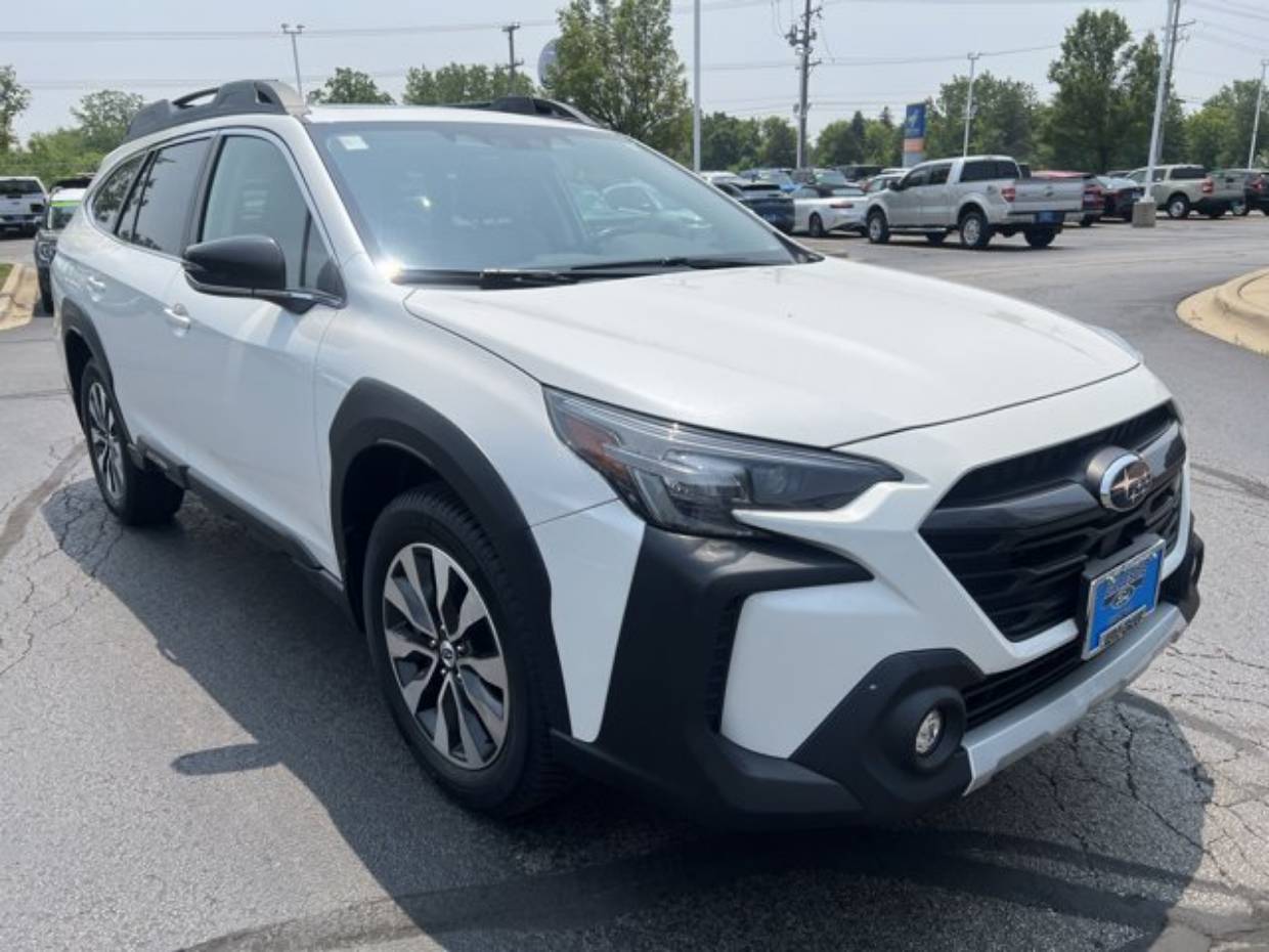 2023 Subaru Outback Limited's photo