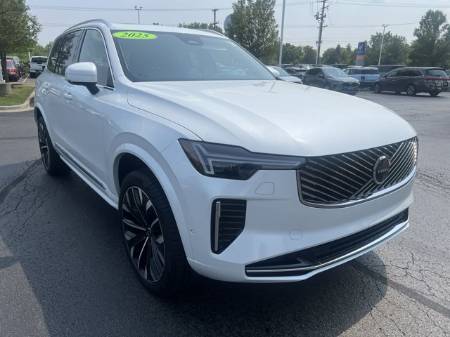 2025 Volvo XC90 Plus