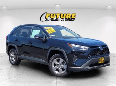 2022 Toyota RAV4 Hybrid XLE
