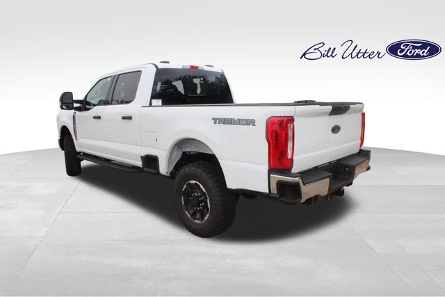 2025 Ford F-250 photo 4