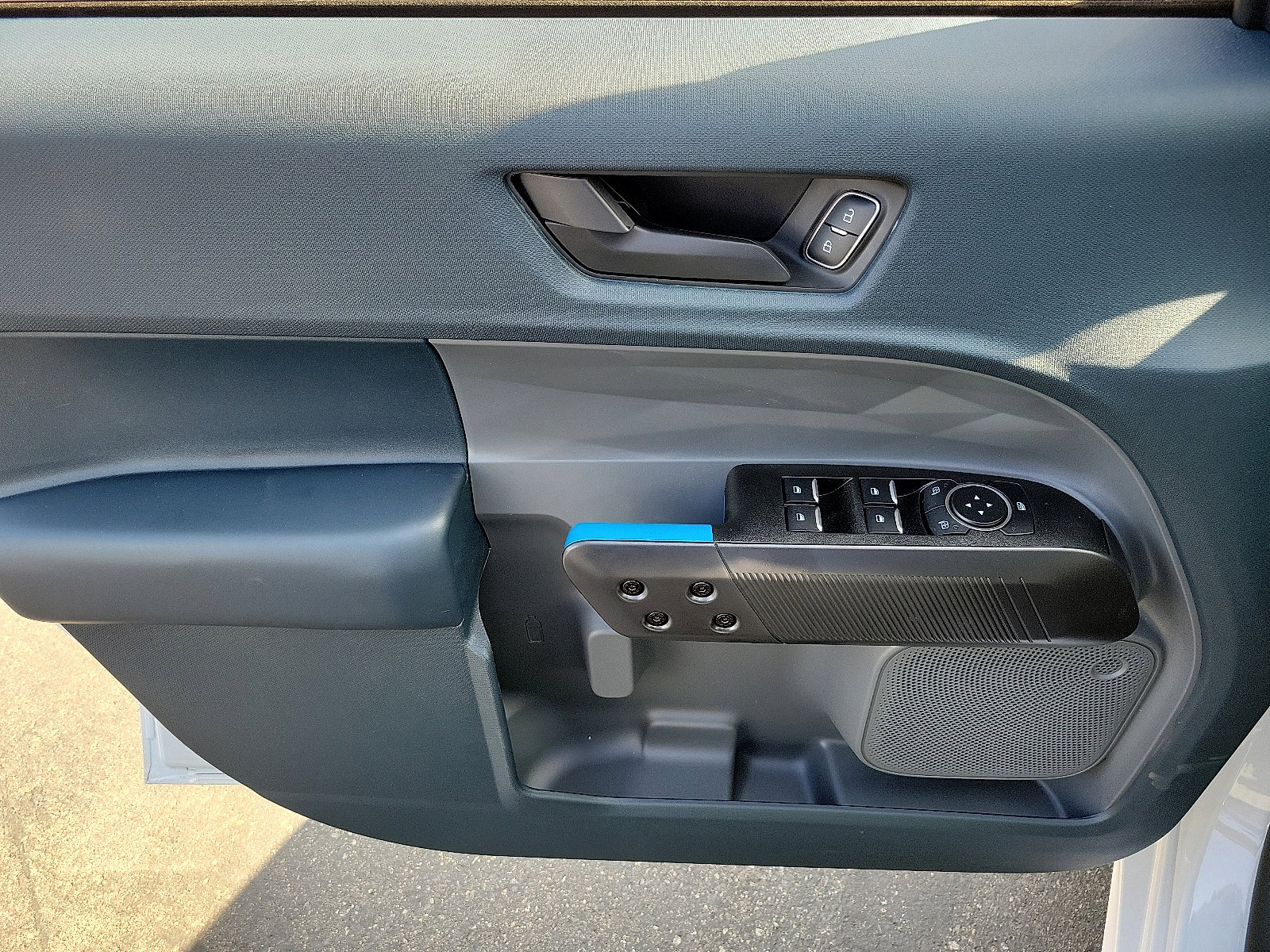 2025 Ford Maverick photo 10