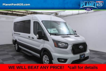 2025 Ford Transit Passenger Wagon XLT