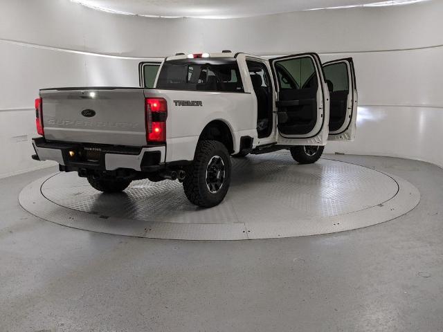 2025 Ford F-250 Lariat photo 9