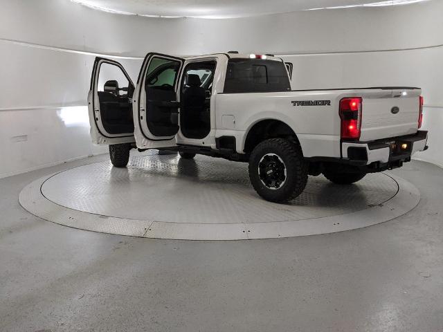 2025 Ford F-250 Lariat photo 10