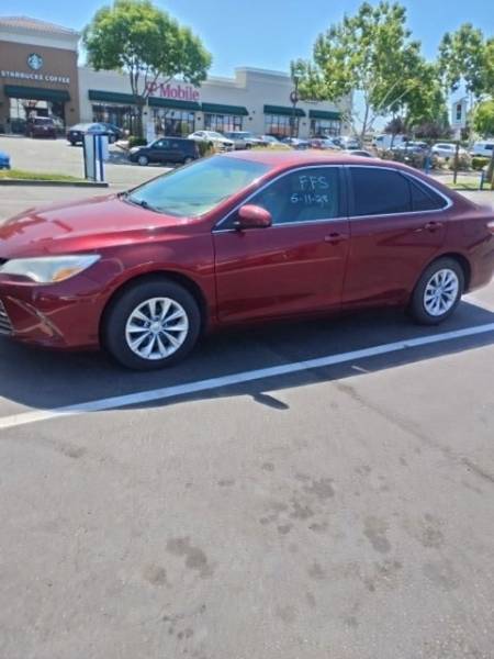 2017 Toyota Camry LE