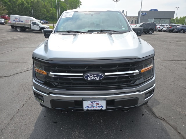 2024 Ford F-150 XLT photo 2