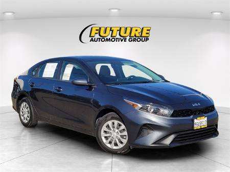 2023 Kia Forte LX