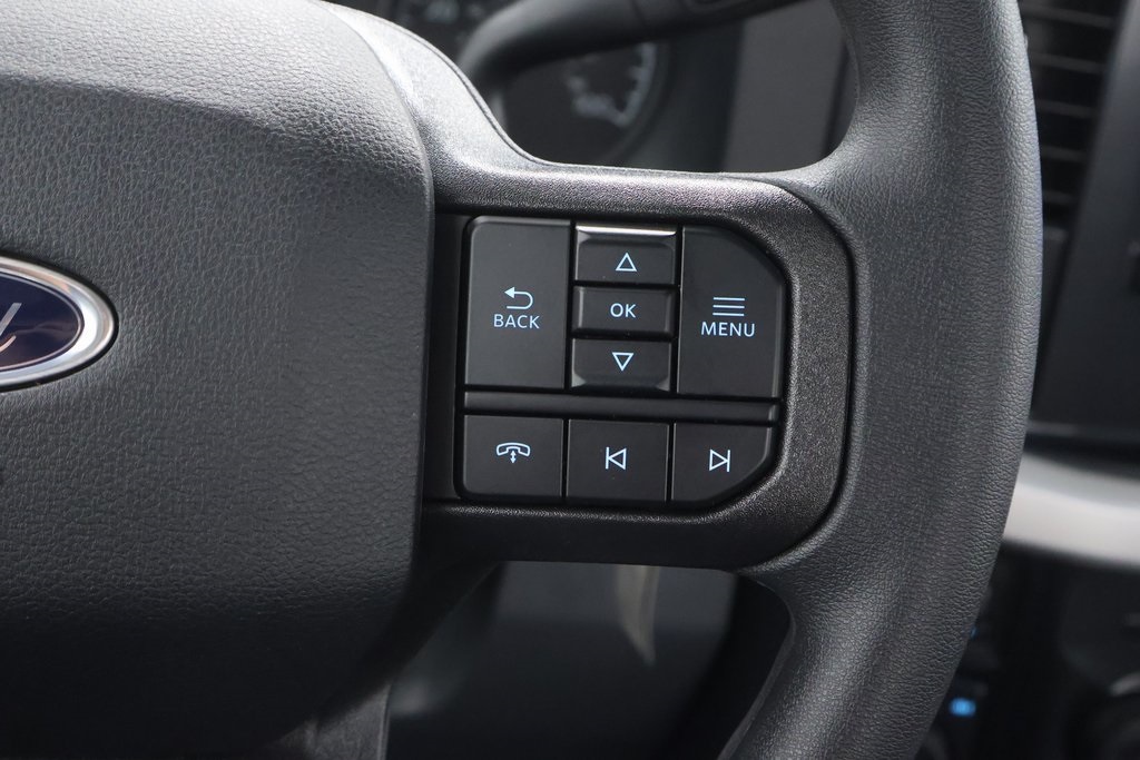 2025 Ford F-600 photo 12