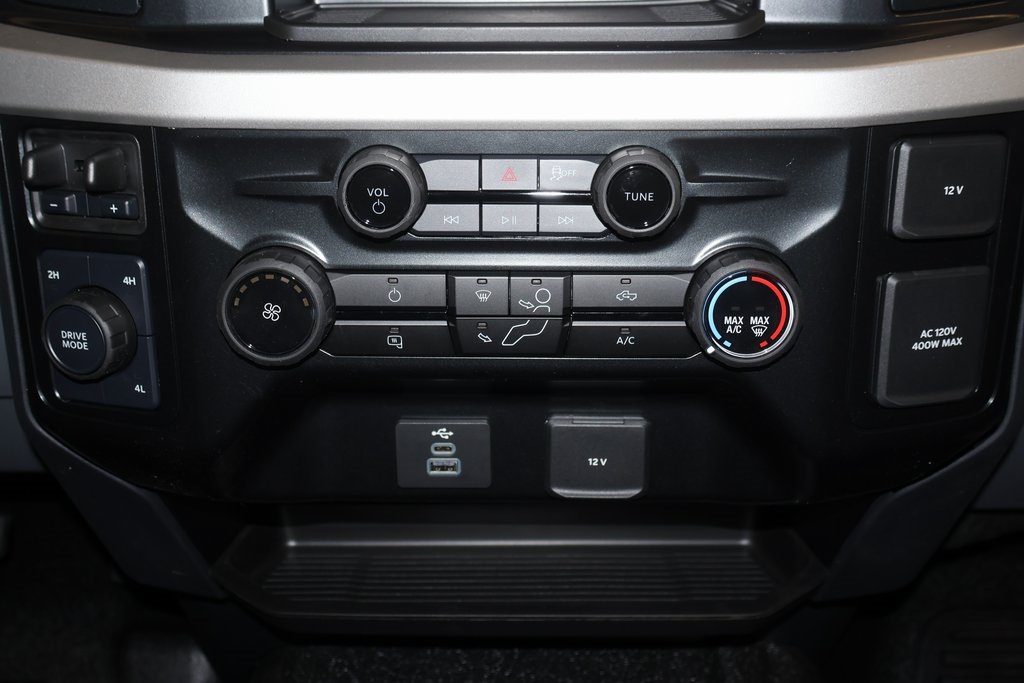 2025 Ford F-600 photo 16