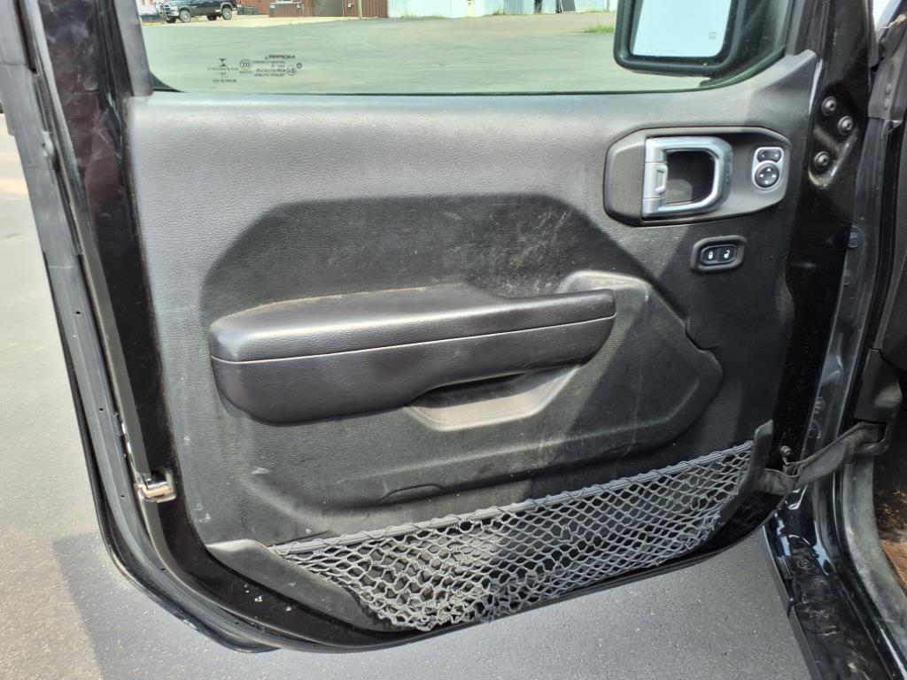 2019 Jeep Wrangler Sport S photo 10