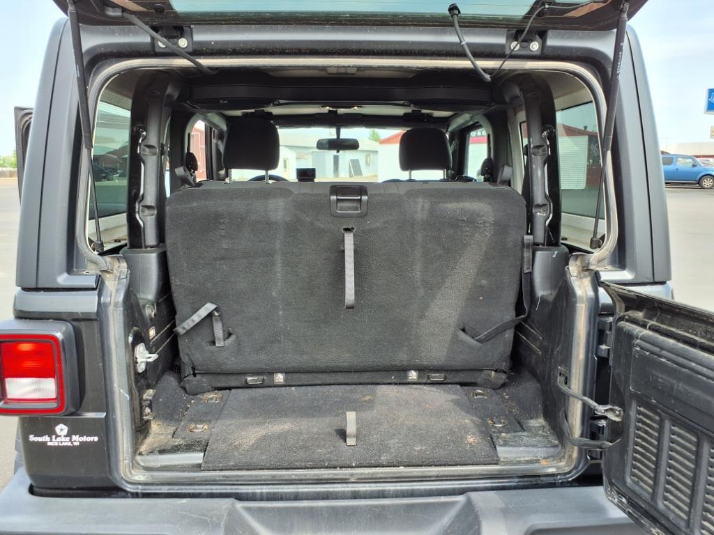 2019 Jeep Wrangler Sport S photo 13