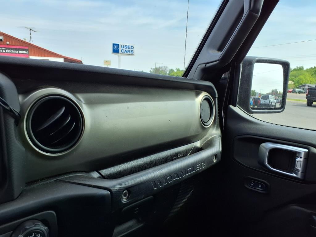 2019 Jeep Wrangler Sport S photo 19