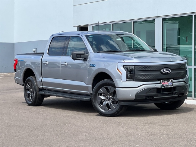2025 Ford F-150 Lightning Flash