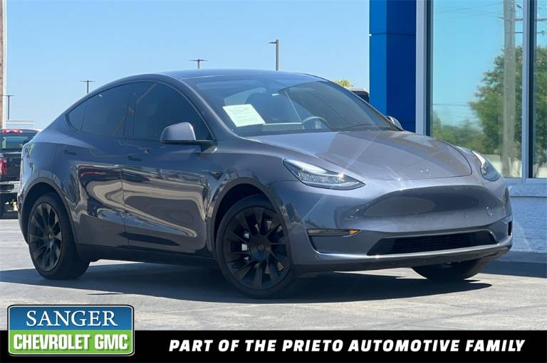 2023 Tesla Model Y Long Range
