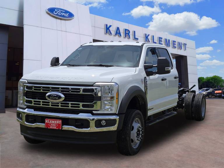 2025 Ford Super Duty F-550 DRW XL