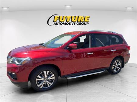 2019 Nissan Pathfinder SV