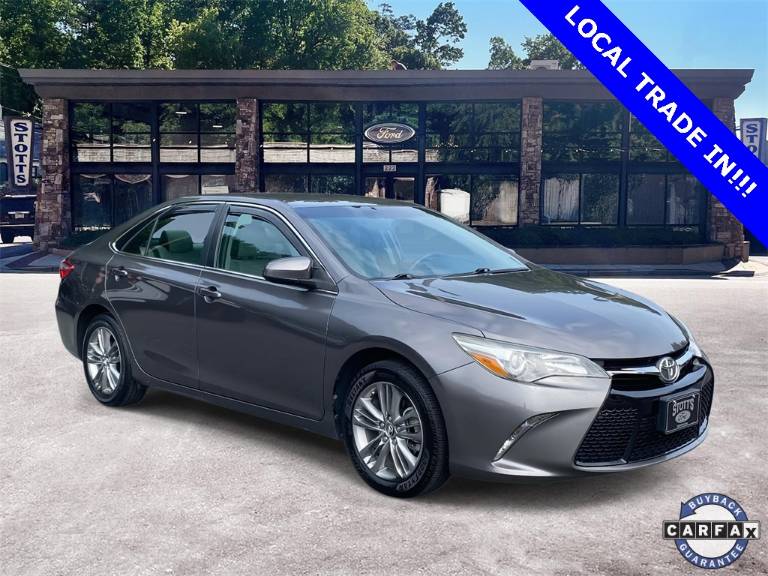 2016 Toyota Camry SE