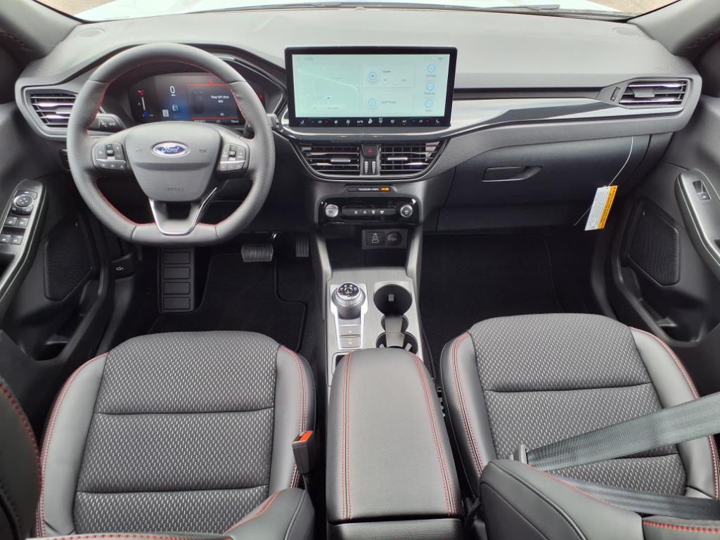 2025 Ford Escape ST-Line photo 8