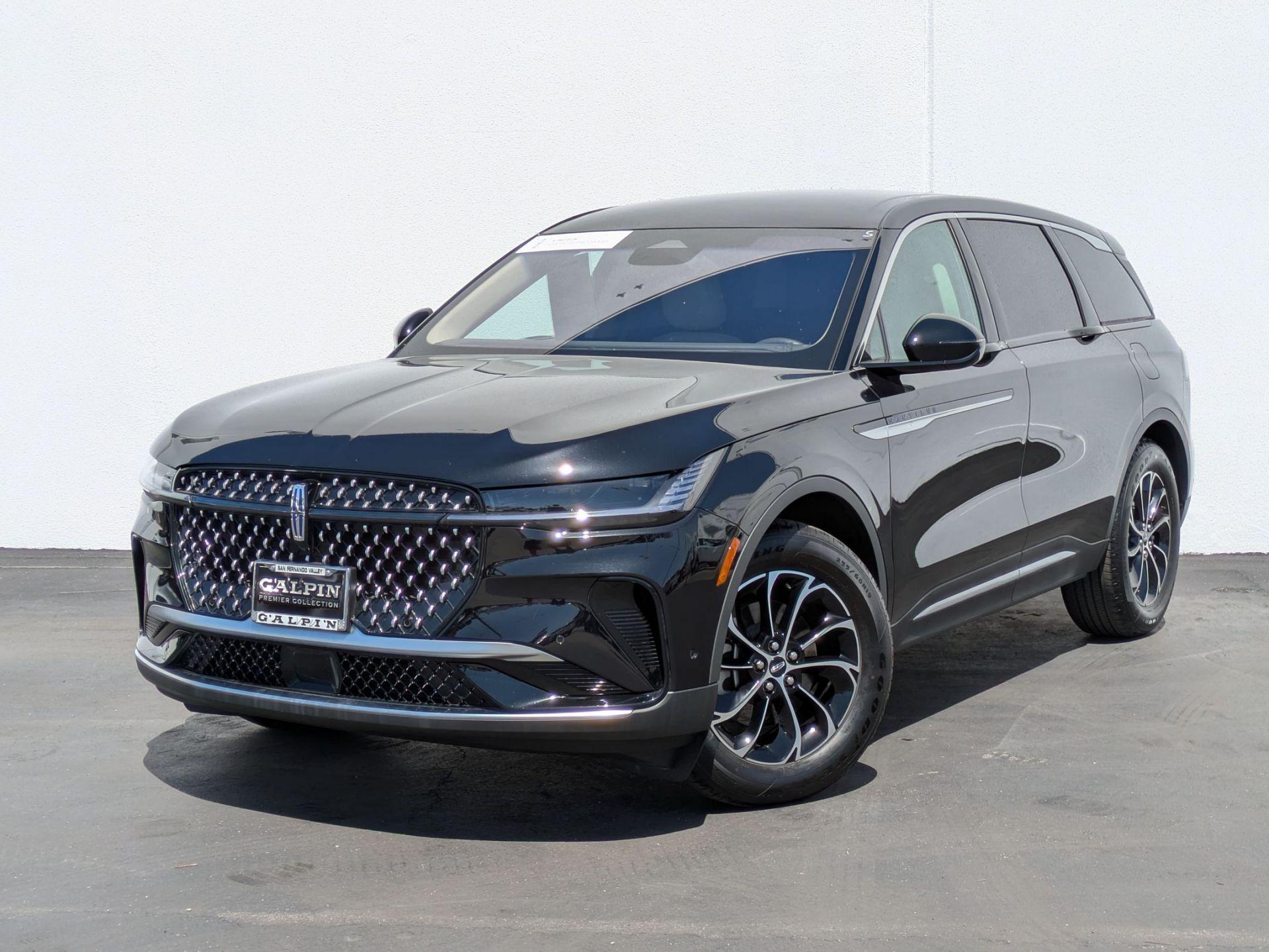 2022 Lincoln Corsair Standard photo 5