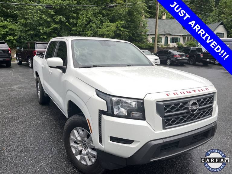 2022 Nissan Frontier SV