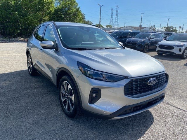 2024 Ford Escape Platinum photo 4