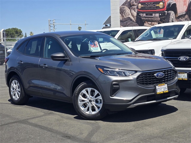 New 2025 Ford Escape Active