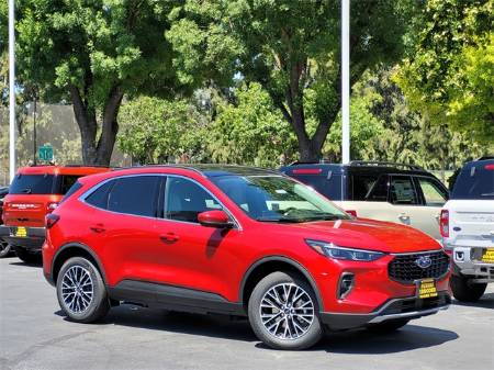 2025 Ford Escape Plug-In Hybrid Base