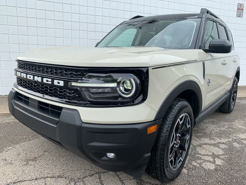 New 2025 Ford Bronco Sport Outer Banks