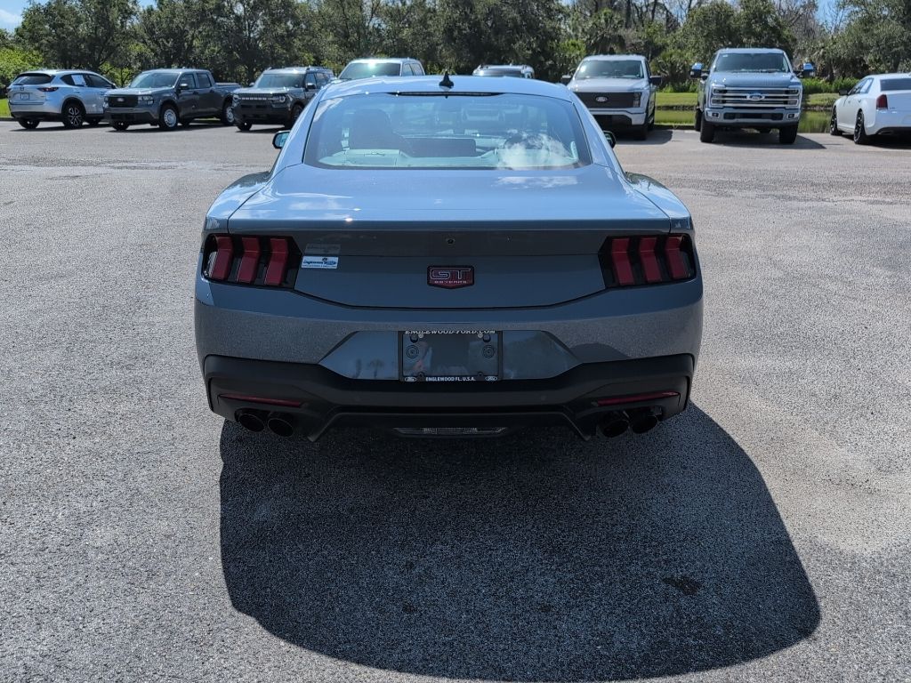 2025 Ford Mustang GT Premium photo 4