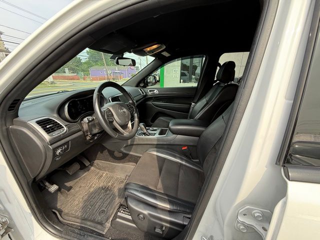 2021 Jeep Grand Cherokee Laredo X photo 16