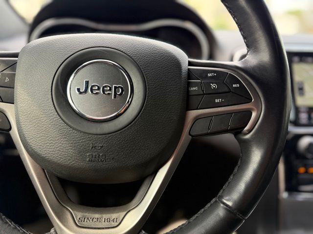 2021 Jeep Grand Cherokee Laredo X photo 34
