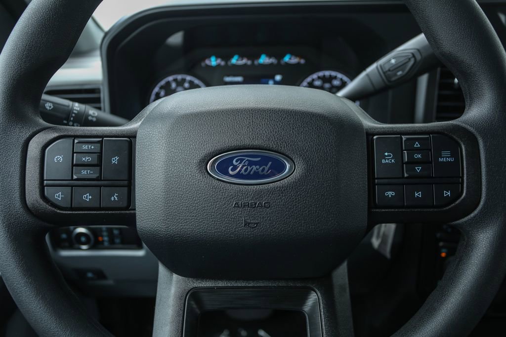 2025 Ford F-250 XL photo 8