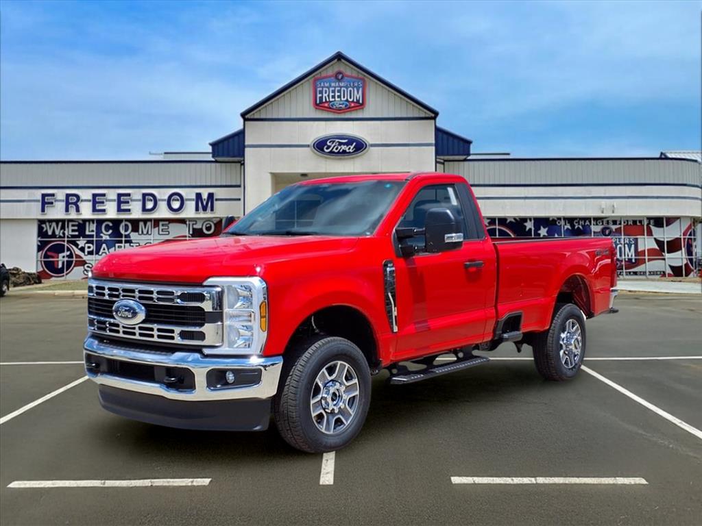 2025 Ford F-350 photo 3