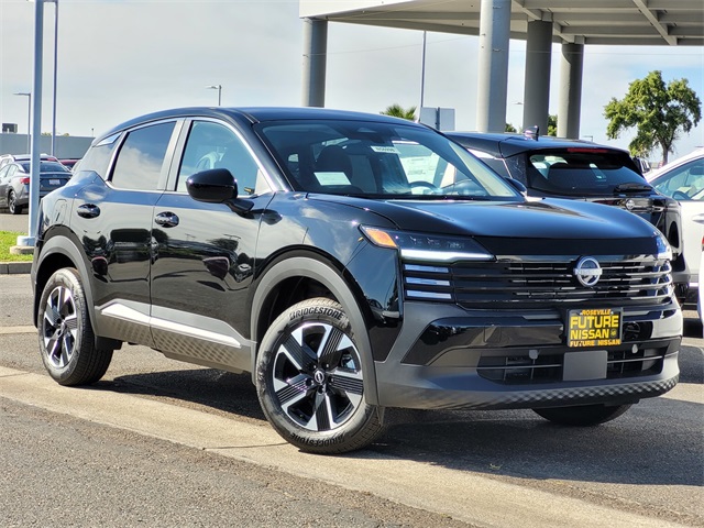 New 2025 Nissan Kicks SV