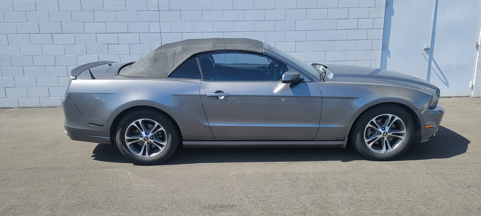 2014 Ford Mustang V6 Premium