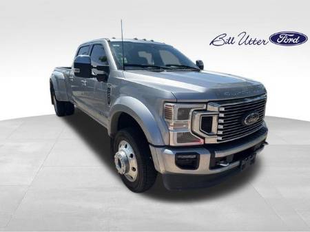 2022 Ford F-450SD Platinum