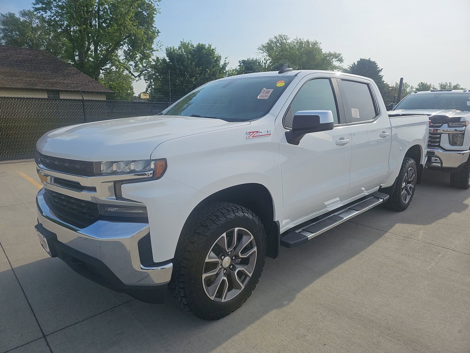 Used 2021 Chevrolet Silverado 1500 LT 4WD Crew Cab 147" LT w/1LT