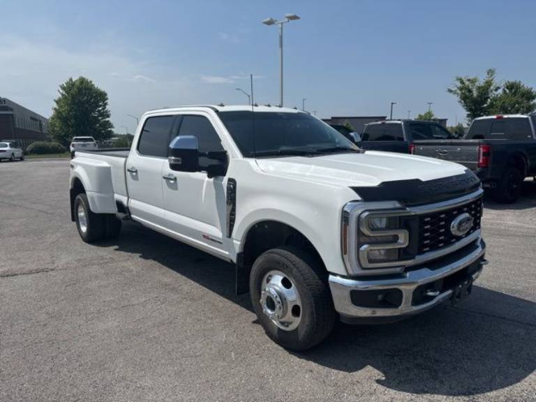 2024 Ford Super Duty F-350 DRW LARIAT