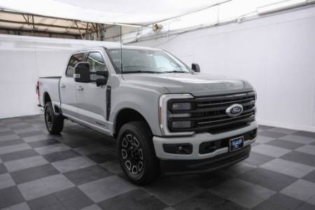 2025 Ford Super Duty F-250 SRW Platinum