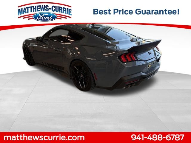 2025 Ford Mustang GT Premium photo 2