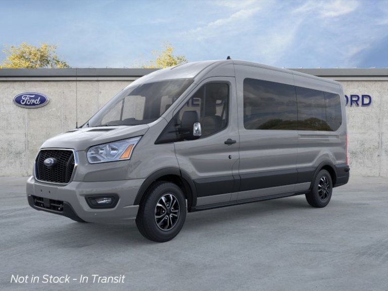 2025 Ford Transit Passenger Wagon XLT