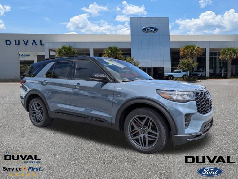 2025 Ford Explorer ST-Line
