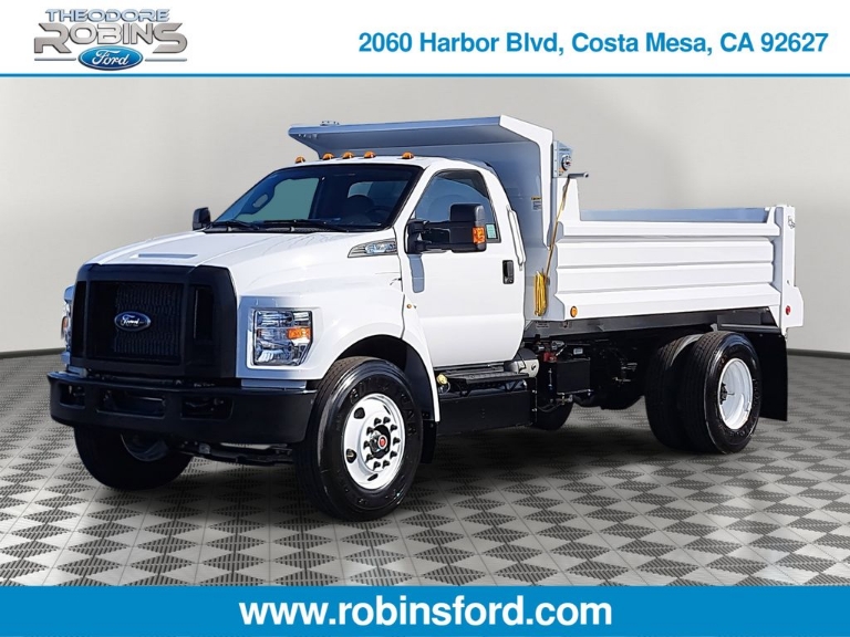 2026 Ford F-750SD Base
