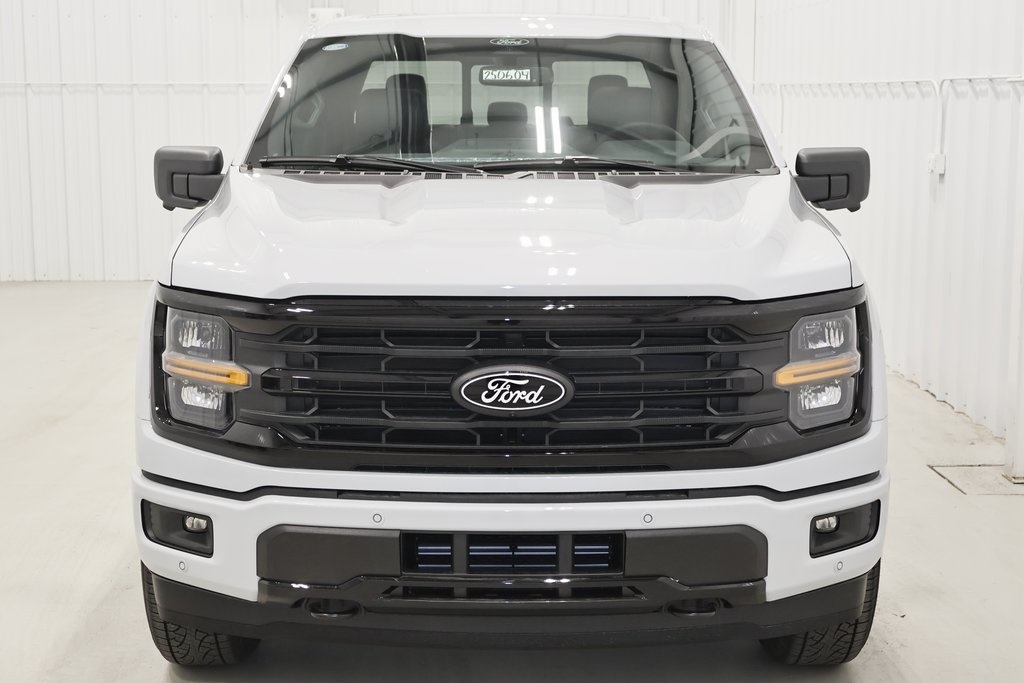2025 Ford F-150 XLT photo 3