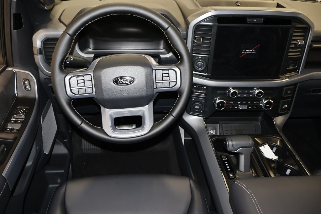 2025 Ford F-150 XLT photo 15