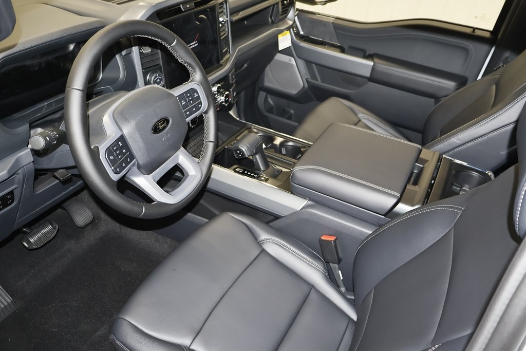 2025 Ford F-150 XLT photo 23